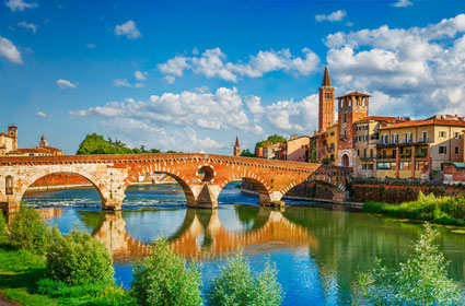 Brücke Ponte Pietra in Verona